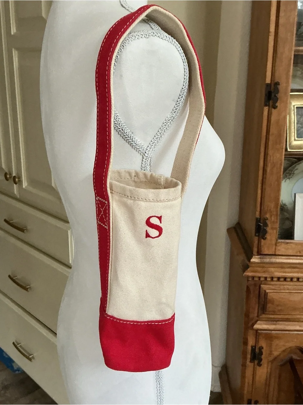 Lands End Canvas Wine Bottle Tote Bag Caddy Red Cream Initial Monogram S